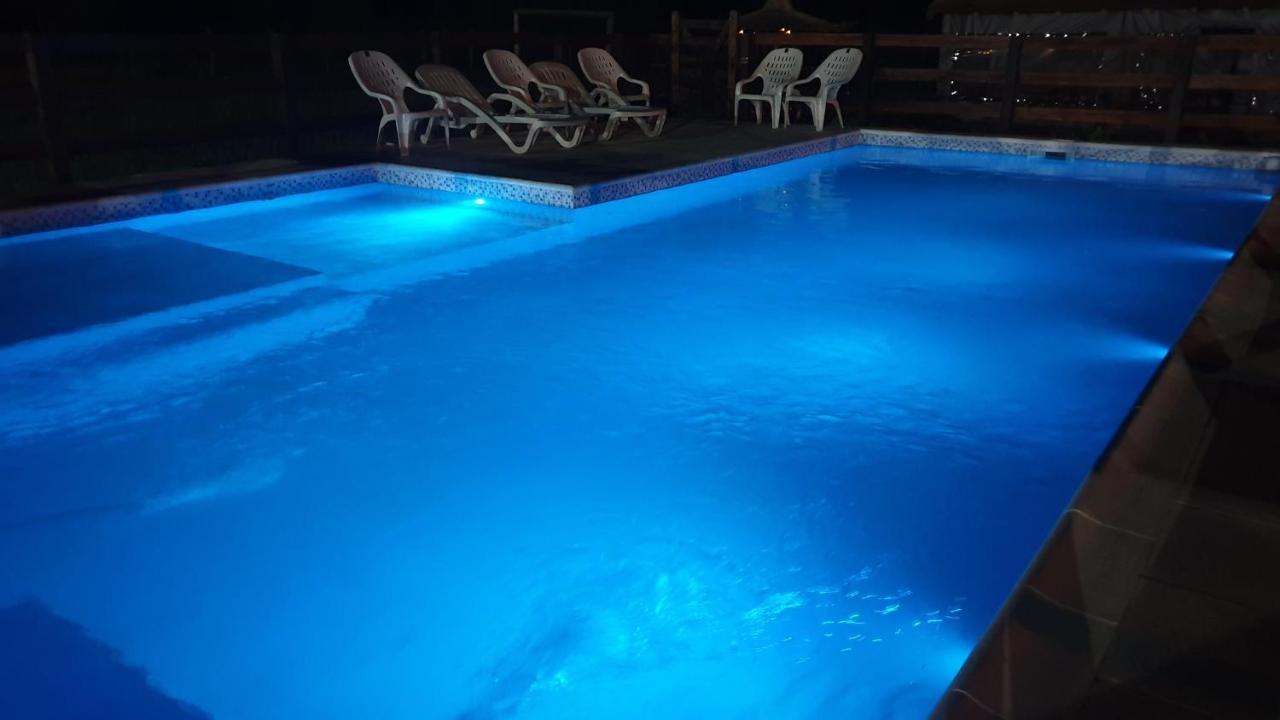 Complejo Manto De Estrellas Apartment Colon  Ngoại thất bức ảnh